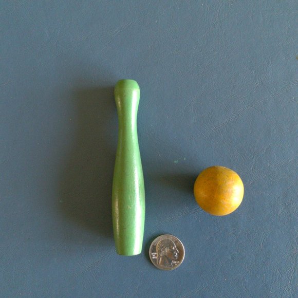 Vintage Colorful Wooden Toy Bowling 10 Pin Set Game w/ 2 Wood Balls - Picture 3 of 7